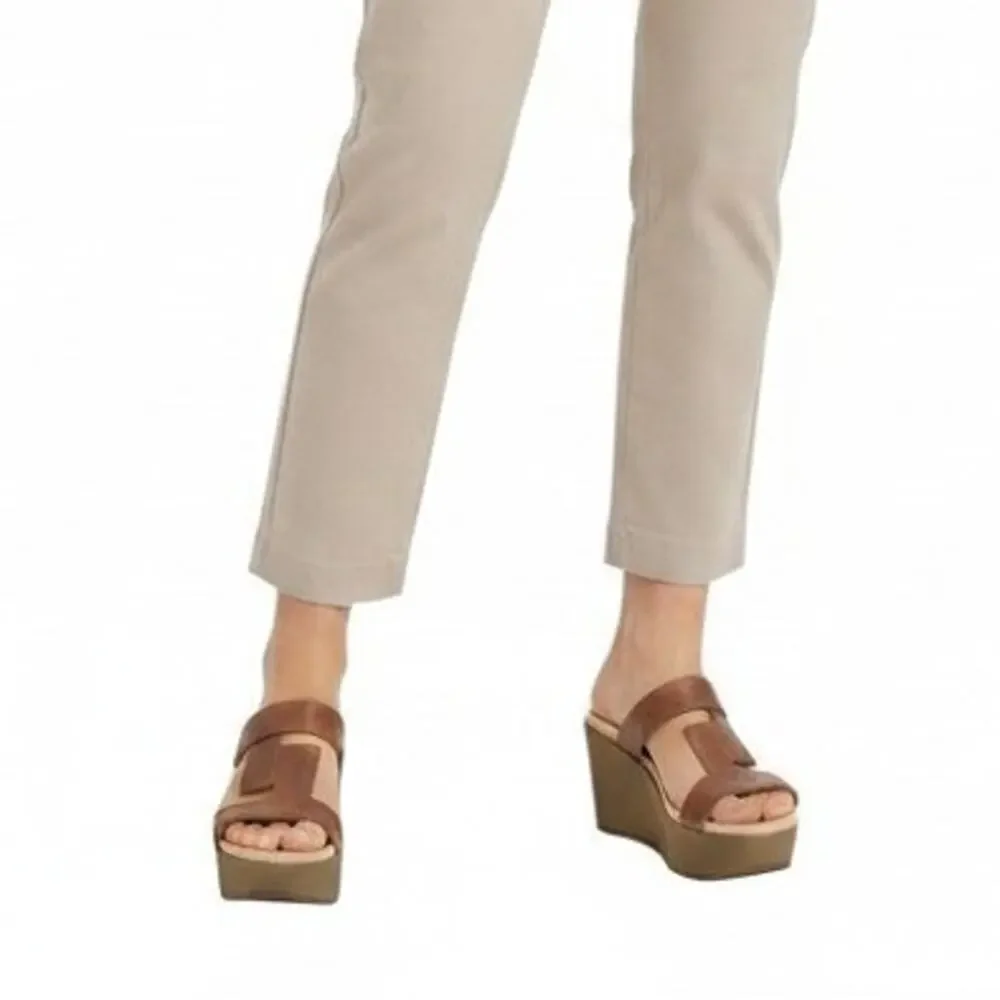 Antelope Brown Rectangle-Front Karas Leather Sandals, 37/US7